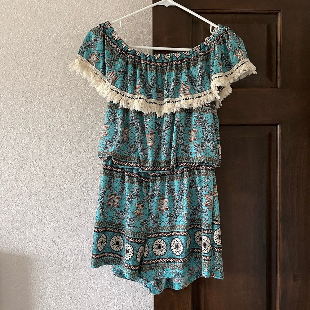 Patterned romper, perfect condition!